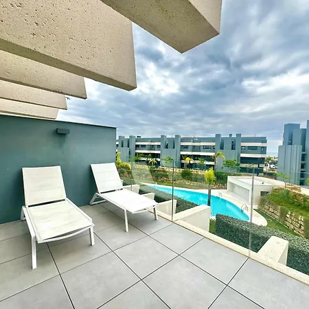 Oasis 325, Apartment